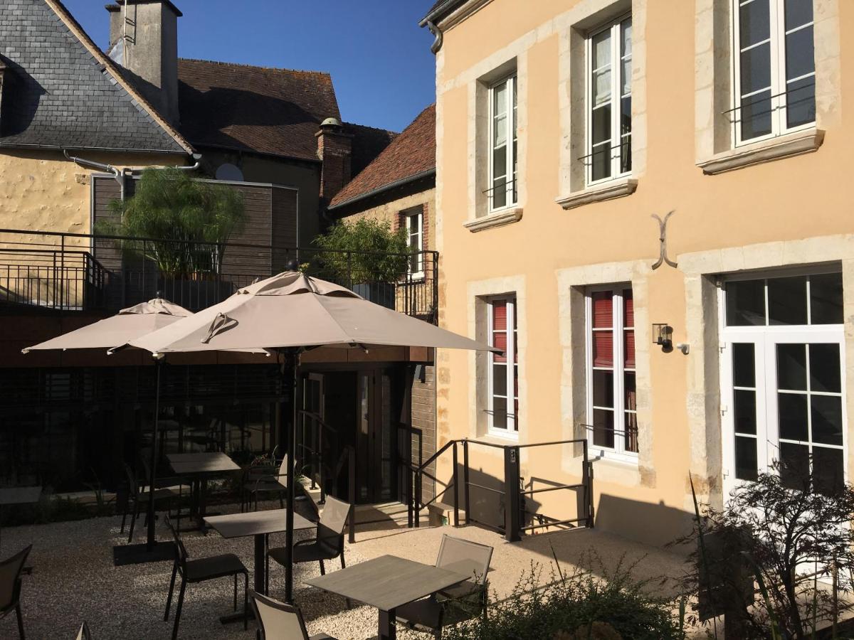 Logis - Hotel & Restaurant Du Tribunal Mortagne-au-Perche Ngoại thất bức ảnh