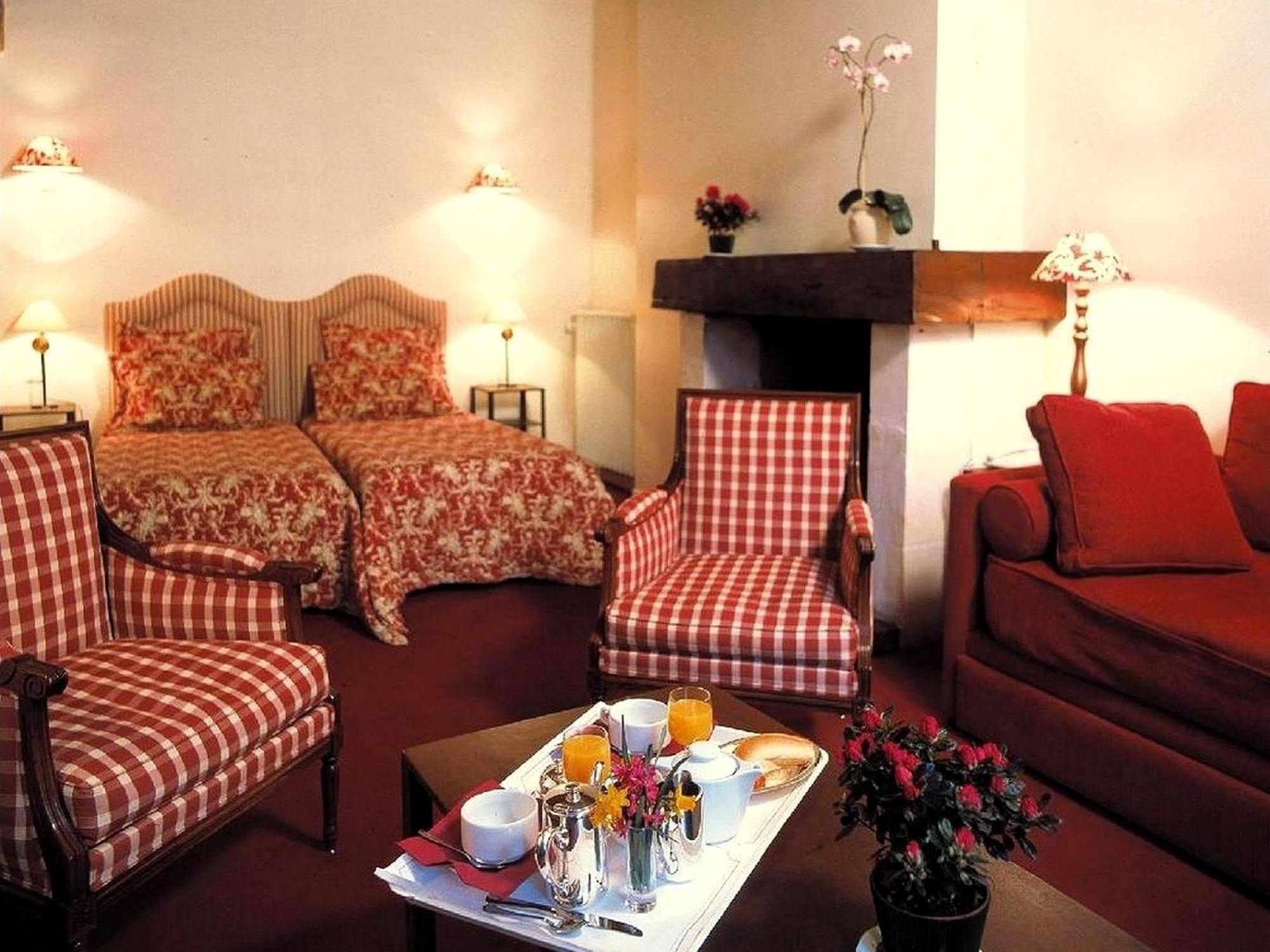 Logis - Hotel & Restaurant Du Tribunal Mortagne-au-Perche Ngoại thất bức ảnh